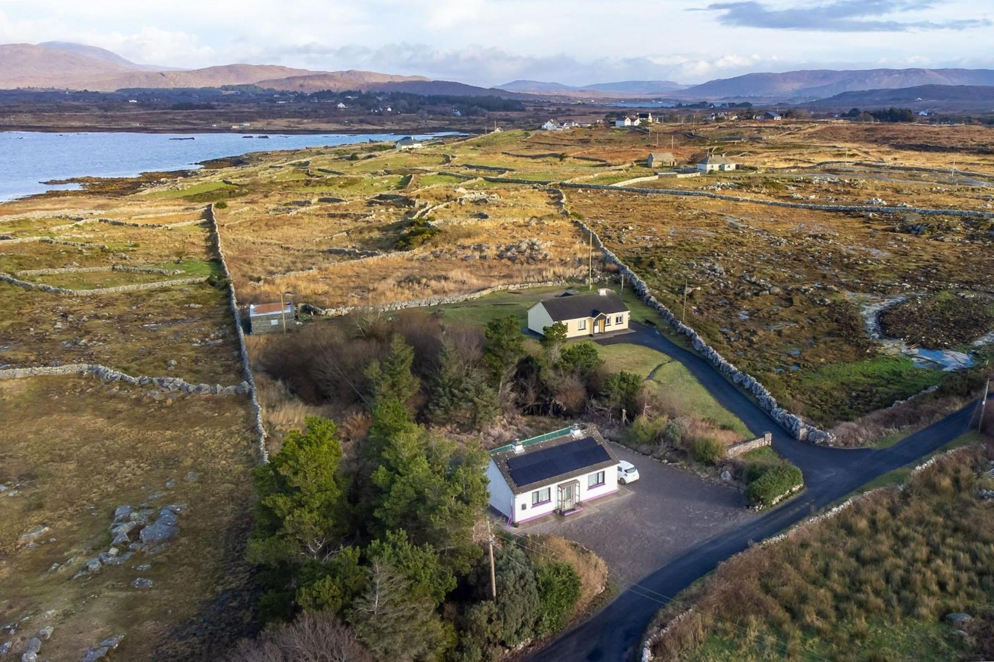An Teachin Corcra Villa Rosmuck Exterior photo